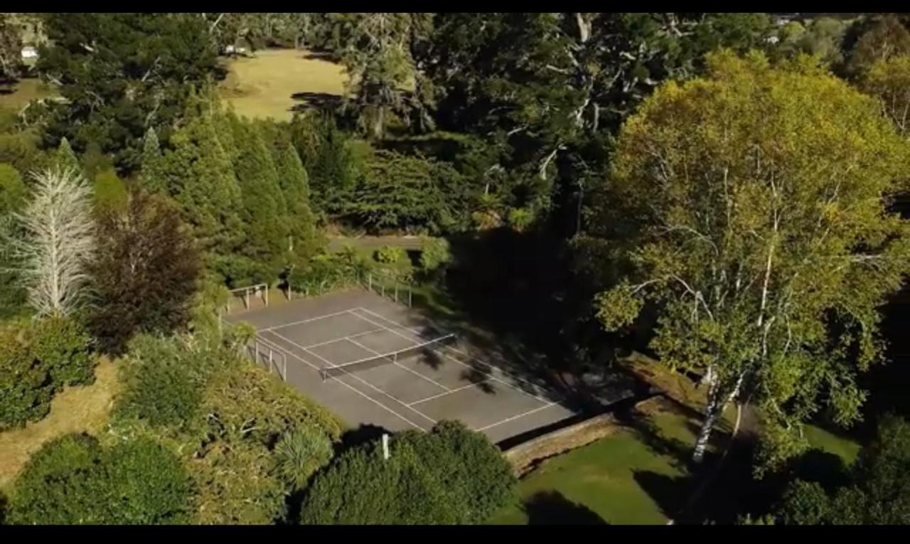 Lakeside & Tennis Court Paradise Rotorua Exterior foto